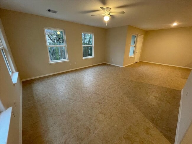Building Photo - 12023 Clifton Oaks Dr
