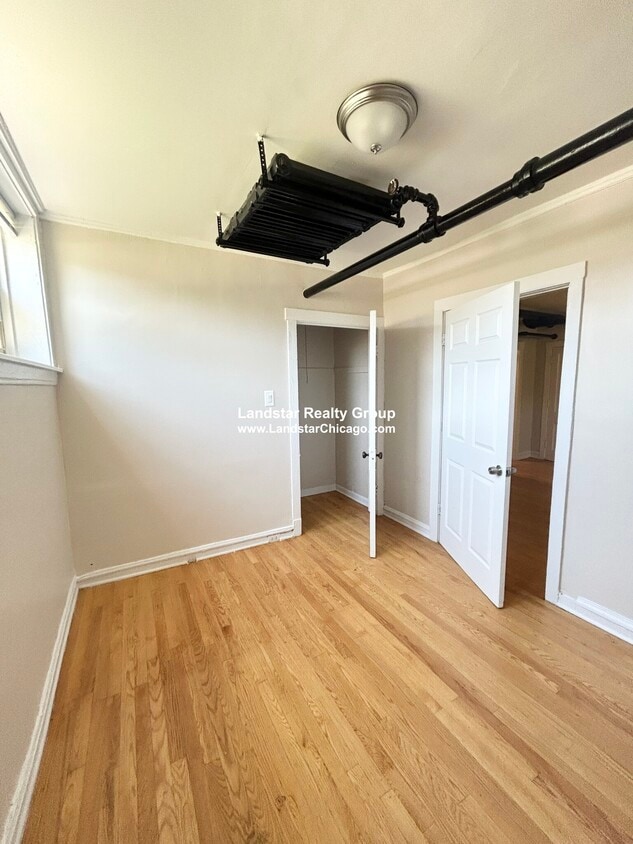 2352 W Touhy Ave Unit G, Chicago, IL 60645 Condo for Rent in Chicago