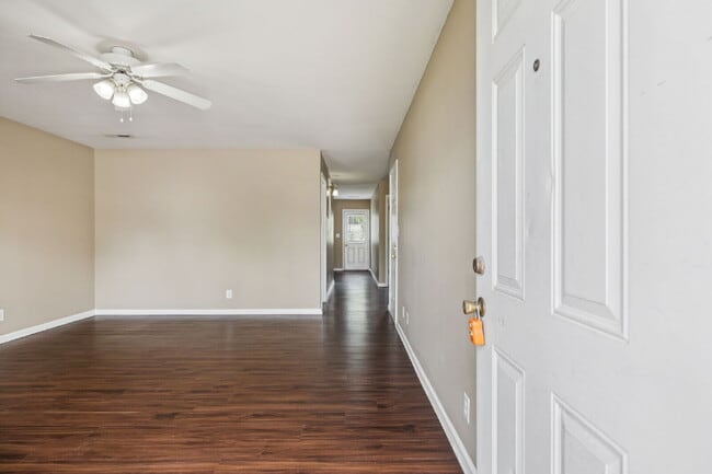 Building Photo - 269 A EXECUTIVE AVE, CLARKSVILLE, TN 37042