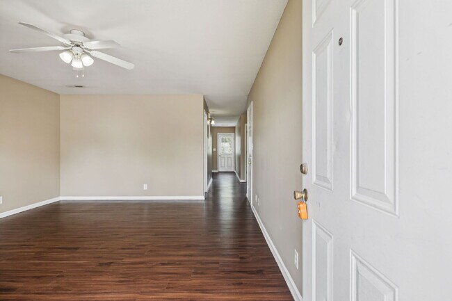 Foto del edificio - 269 A EXECUTIVE AVE, CLARKSVILLE, TN 37042