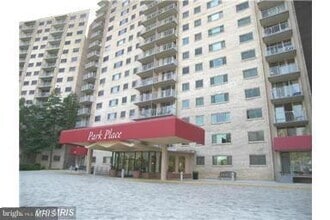 Building Photo - 2500 N Van Dorn St