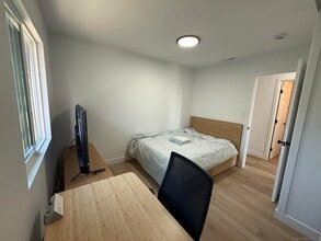 Building Photo - 664 Carefree Dr