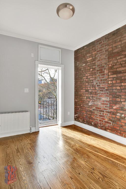 Foto principal - 47 E 1st St