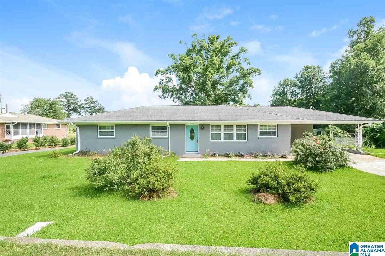 1005 5th Pl, Pleasant Grove, AL 35127 House Rental in Pleasant Grove