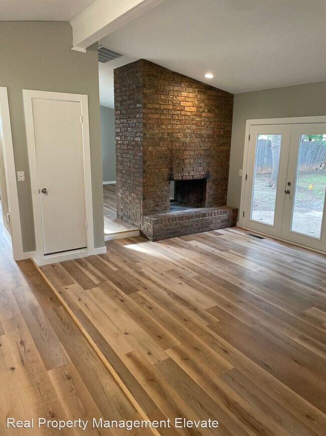 Building Photo - 3 br, 2 bath House - 2328 NW 109th Street