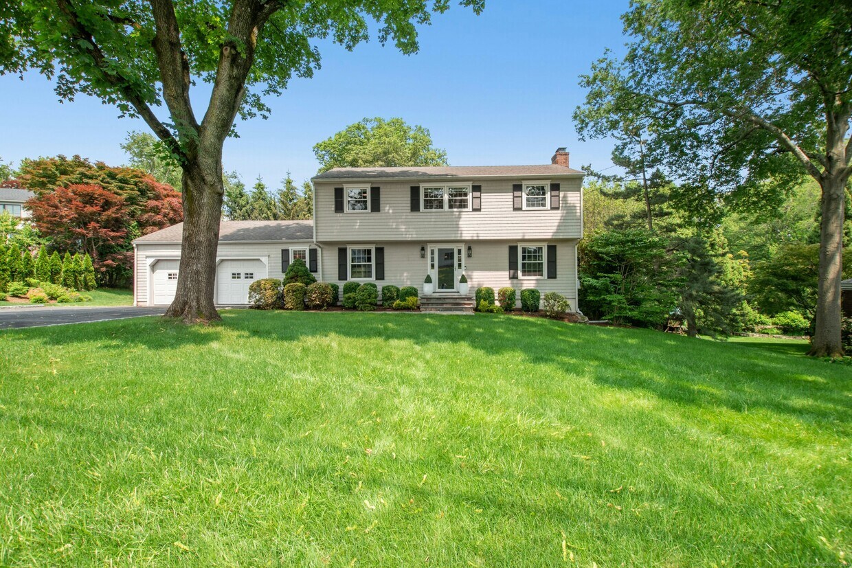 Primary Photo - 15 Wilson Ridge Rd