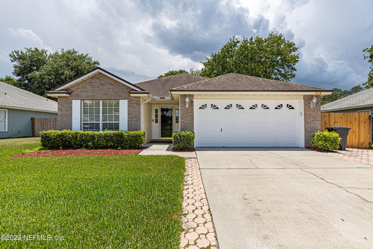 Foto principal - 1219 Stern Way