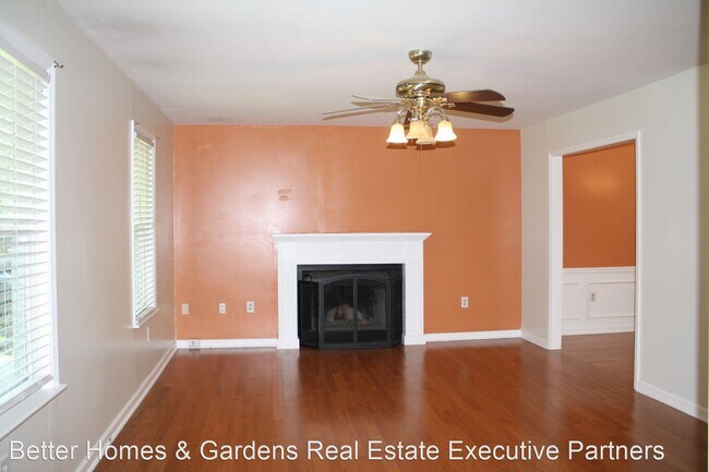 Foto del edificio - 3 br, 2.5 bath House - 526 Hunterdale Rd