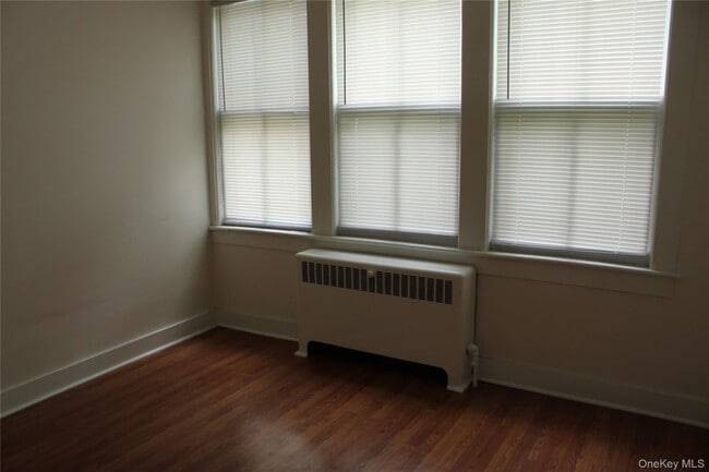 Building Photo - 50 NY-343