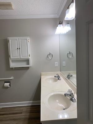 Foto del edificio - 1108 Southwood Dr