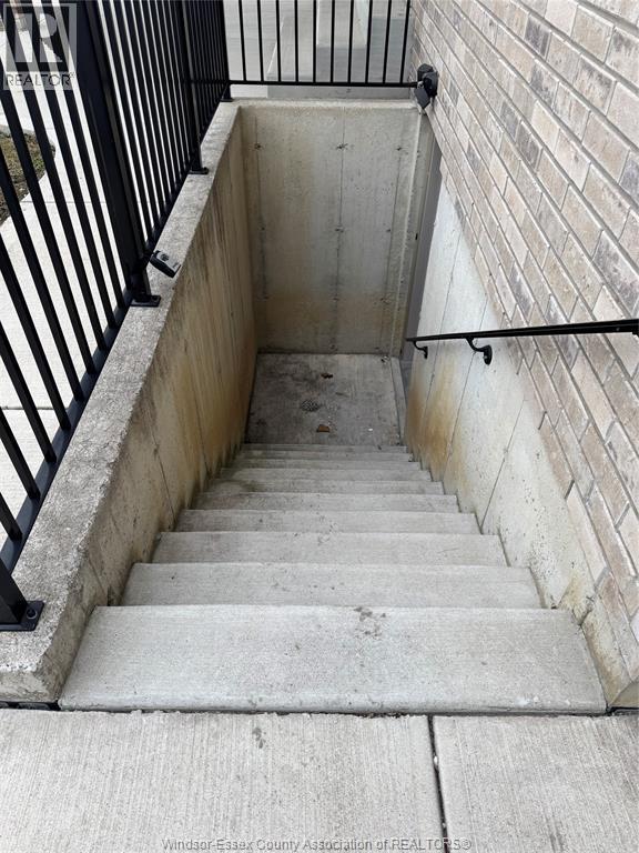 Photo du bâtiment - 1383 Helsinki Ct