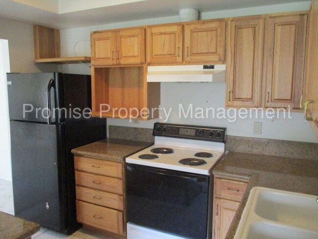 Building Photo - 3561 Guava Way