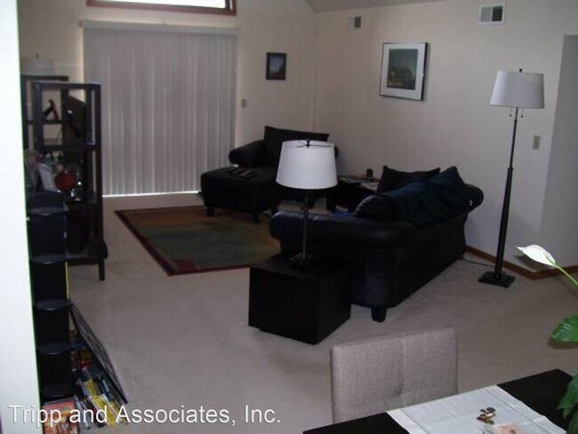 Foto del edificio - w239n5834-N5834-86 Maple Ave