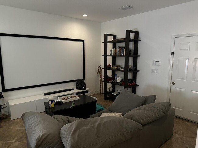 Building Photo - 132 Harbors Way