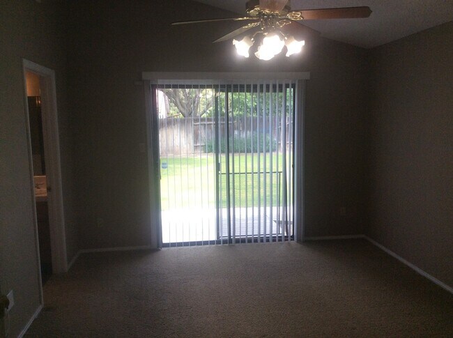 Foto del edificio - 9400 Huntsman Oak Ct