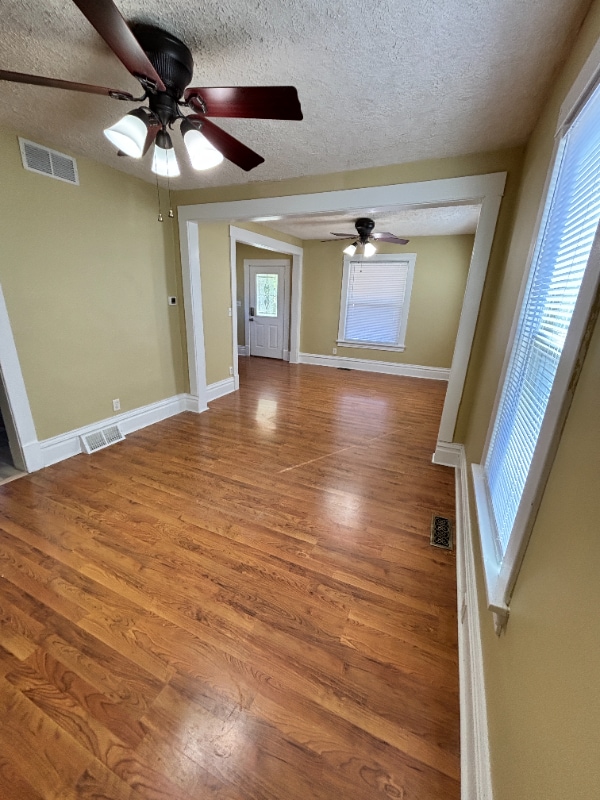 Building Photo - 645 Phillips St