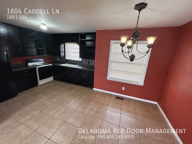 Foto del edificio - 1604 Caddell Ln