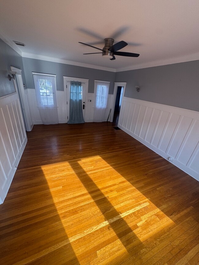 Foto del edificio - 192 E Villa St