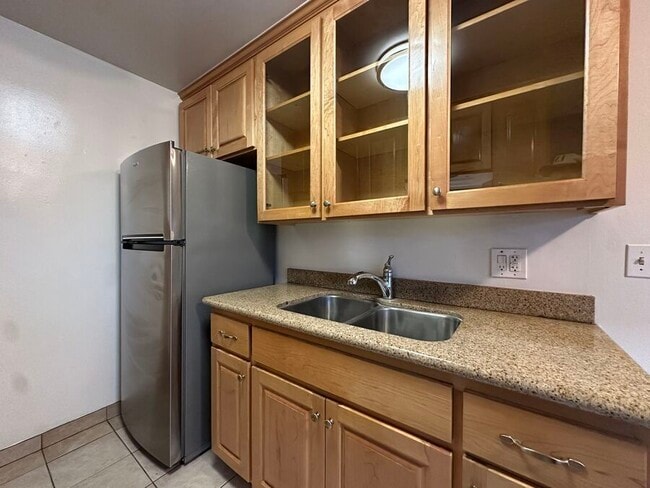 Building Photo - 17 Thornton Ave