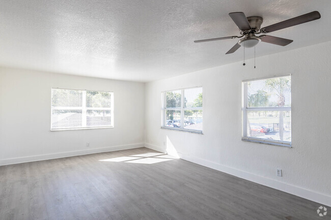 2HAB, 1BA - Deerfield Beach Apartments