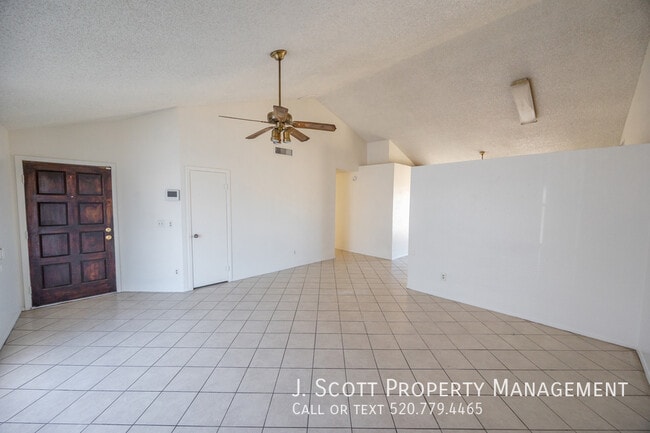 Building Photo - 5238 N 74th Dr