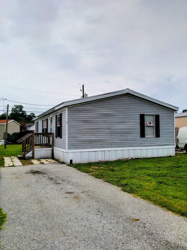 Photo - 9901 E Fowler Ave (Thonotosassa, FL)