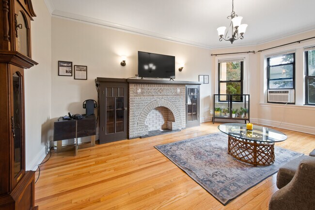 Foto del edificio - 2708 W Cortland St