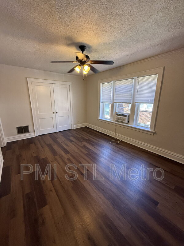 Foto del edificio - 3885 Meramec St