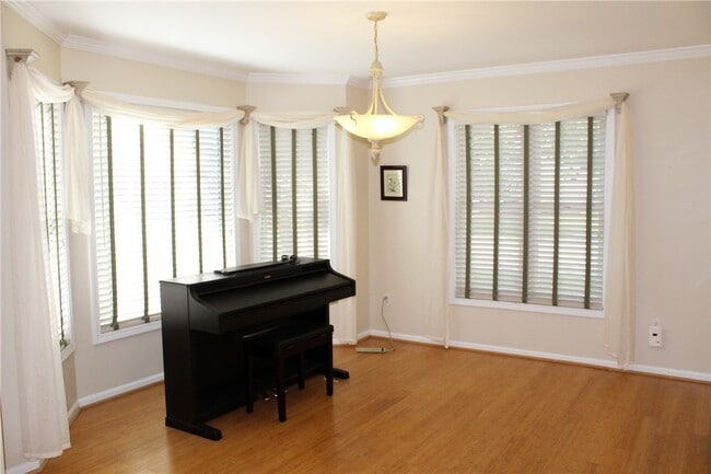 Foto del edificio - 121 Brittany Cir