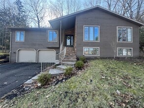 Building Photo - 41 Kenilworth Rd