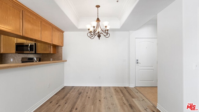 Building Photo - 3328 Oakhurst Ave