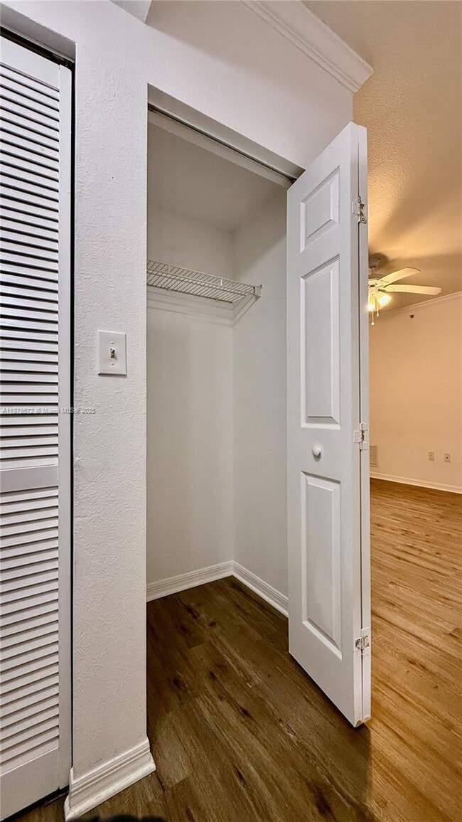 Building Photo - 6482 Emerald Dunes Dr
