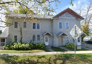 Building Photo - 215 Wisconsin St