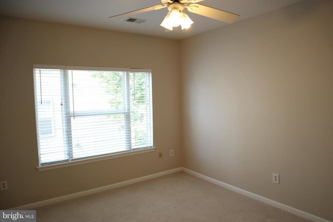 Foto del edificio - 6575 Grange Ln