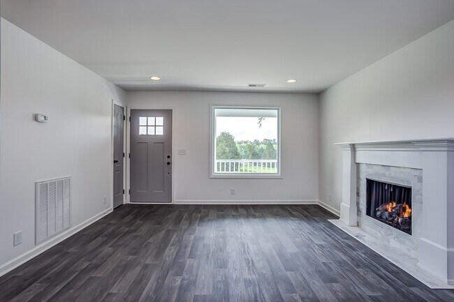 Foto del edificio - Fully Updated 2 bed, 1 Bath Between Frankl...