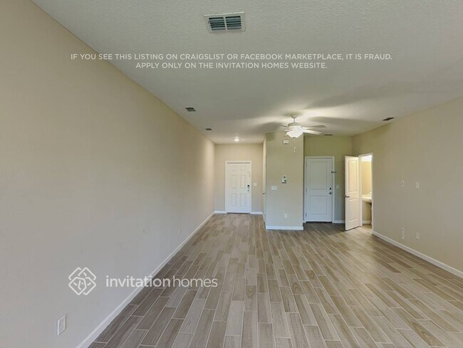 Foto del edificio - 577 Cherry Ridge Dr