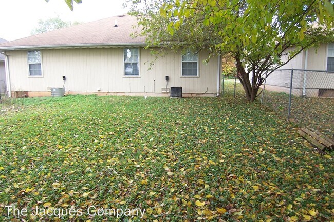 Foto del edificio - 2544-2546 W Lombard St