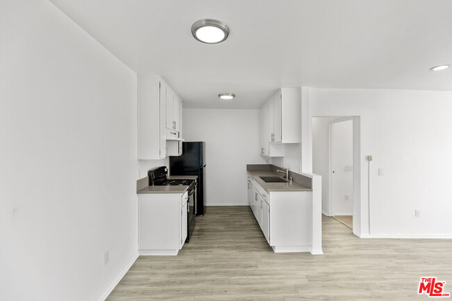 Foto del edificio - 15314 Gault St
