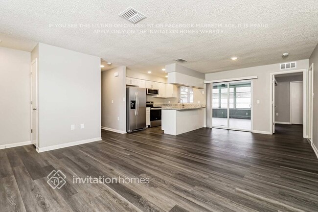 Building Photo - 4349 Black Fox Dr