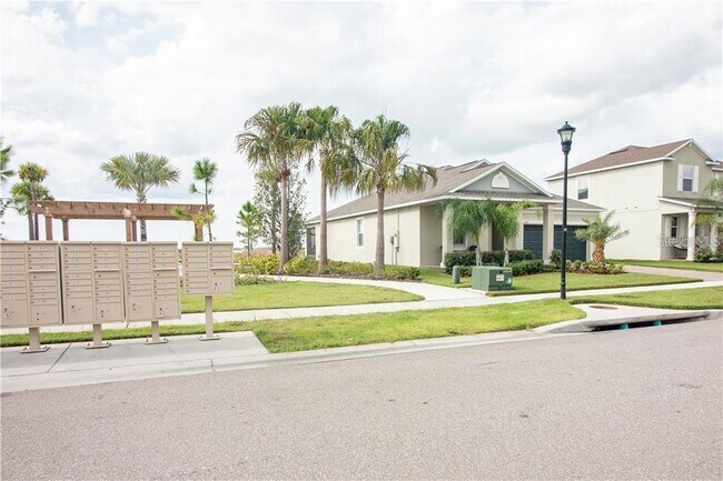 Foto del edificio - 10014 Victory Gallop Loop