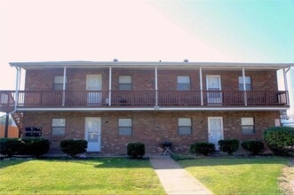 Building Photo - 203 Howard Dr