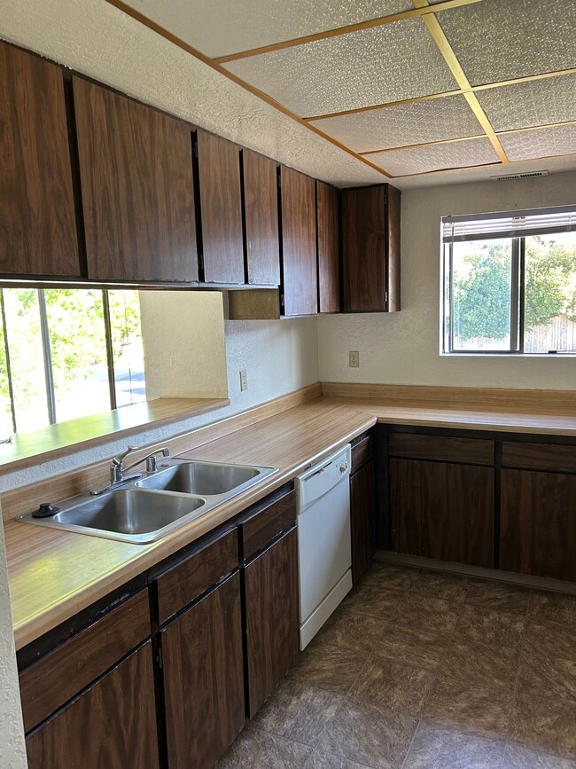 Building Photo - 1191 Brandon Ct