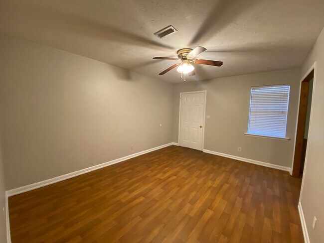 Foto del edificio - McCullars- 424