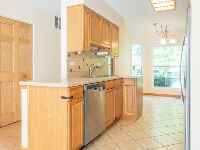 Building Photo - 1881 Appaloosa Dr