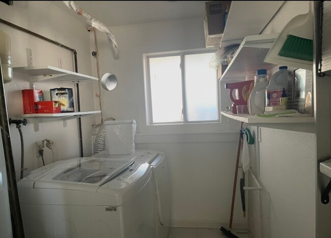 Laundry - 16515 E Wagon Trail Dr