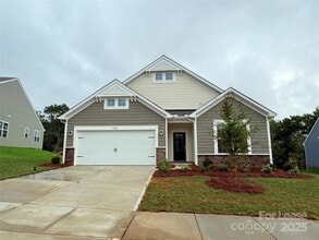 Building Photo - 6406 Fairfax Ct