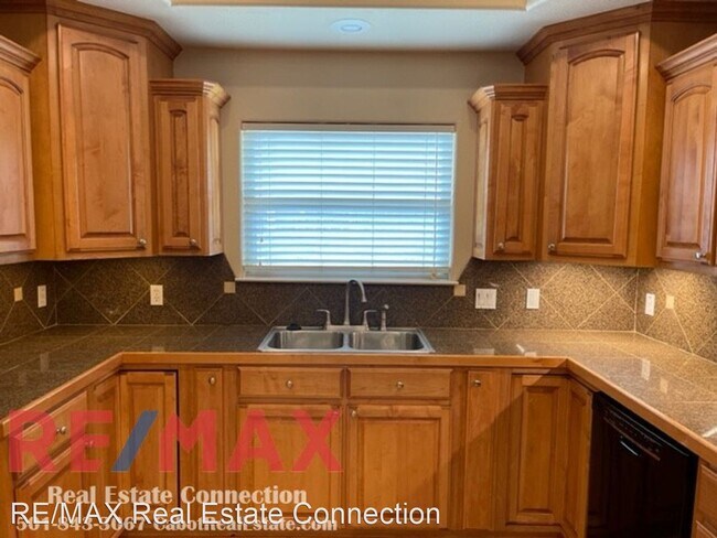 Building Photo - 3 br, 2 bath House - 59 Hickory Bend
