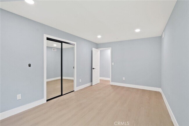 Foto del edificio - 1309 E Sunview Dr