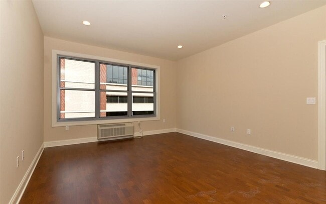 Foto del edificio - 100 Marshall St