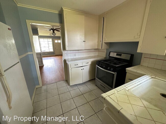Building Photo - 3 br, 2 bath House - 853 Rutherford Street